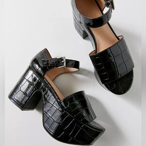 Urban Outfitters Sofia Croc Platform Heel